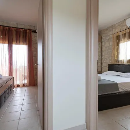 Artis By Rentalspro Services - Poseidi Halkidiki Vilă *